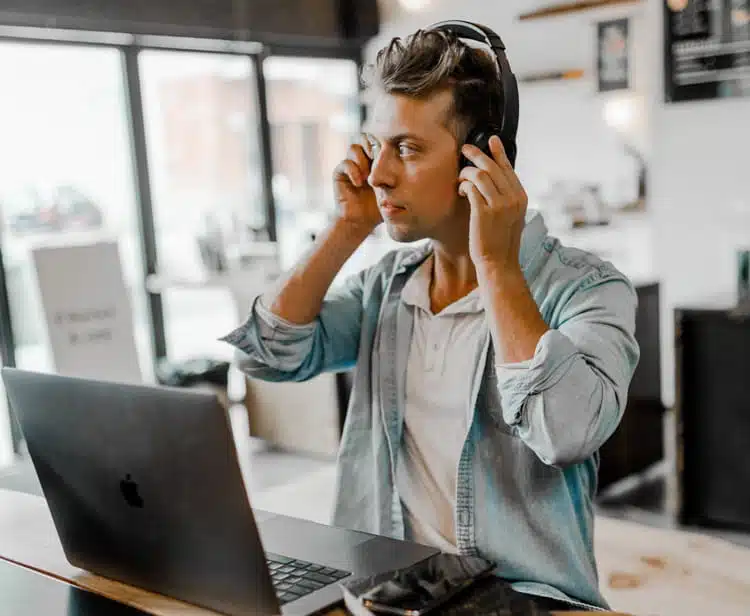 business-leaders-1-dialamerica